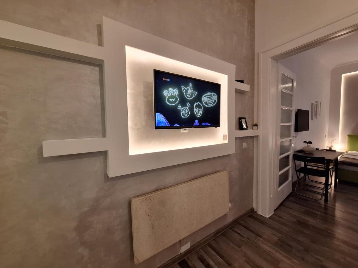 Genius Apartment Belgrado Exterior foto