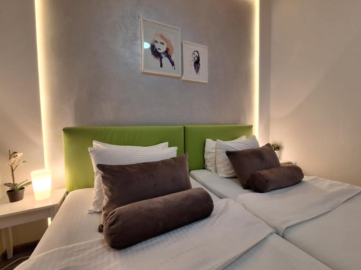 Genius Apartment Belgrado Exterior foto